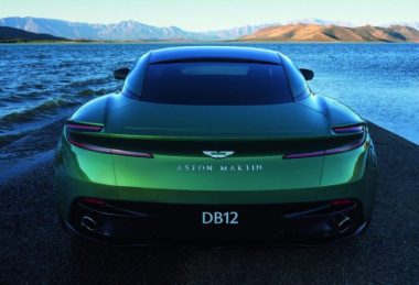 Nuova Aston Martin DB12: tutte le foto e le informazioni sulla splendida vettura britannica