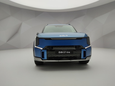 Kia EV9: il SUV elettrico fino a 7 posti visto dal vivo [FOTO e VIDEO]