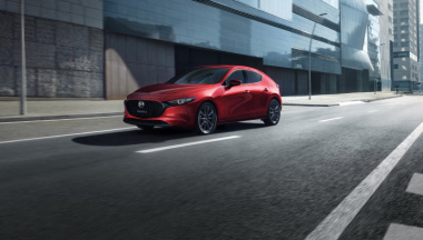 Nuova Mazda 3, più sicura e connessa. Ecco come cambia