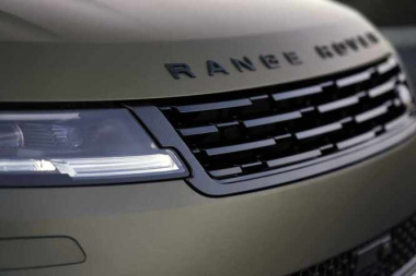 Range Rover Sport SV, più potente che mai