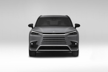 Lexus TX 2024: debutta il nuovo lussuoso crossover per le famiglie [FOTO e VIDEO]