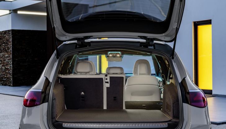 ibride,, mercedes classe e wagon 2024: debutta ufficialmente la nuova generazione