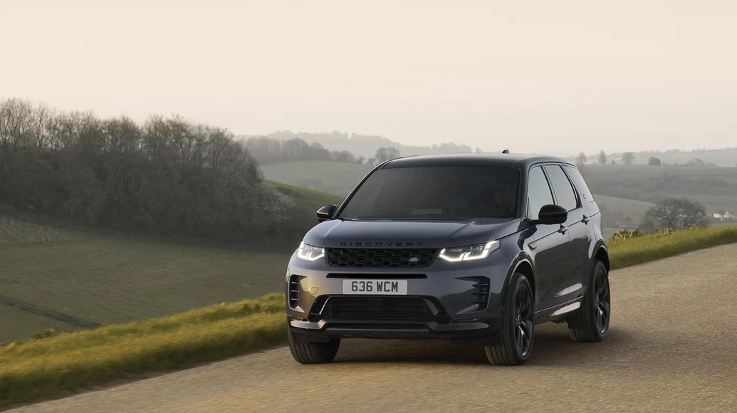 Land Rover Discovery Sport 2024: equilibrio perfetto tra eleganza e tecnologia [FOTO]