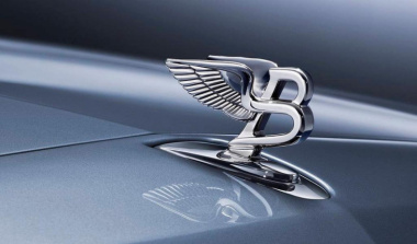 Bentley: la prima auto elettrica avrà la guida autonoma senza mani