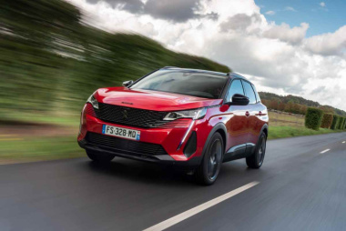 Peugeot, caratteristiche eccezionali e prezzo ok: il nuovo Suv conquista il mercato