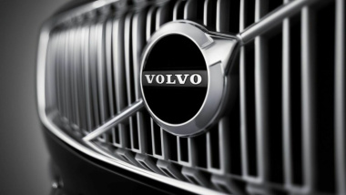 Volvo sta passando ai carburanti rinnovabili, ma non per le sue auto