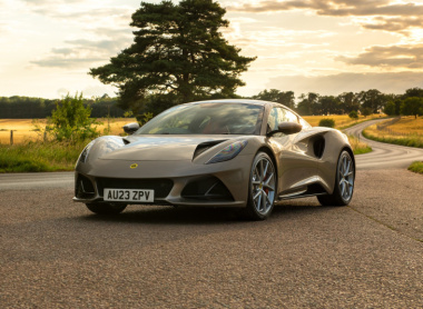 Lotus Emira, a Goodwood 2023 debutta la versione 4 cilindri turbo