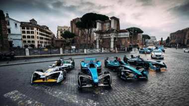 La Formula E sbarca a Roma per il duello all'ultima curva tra Porsche e Jaguar