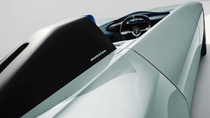 triumph tr25 è la futuristica roadster elettrica con tecnologia bmw i3s