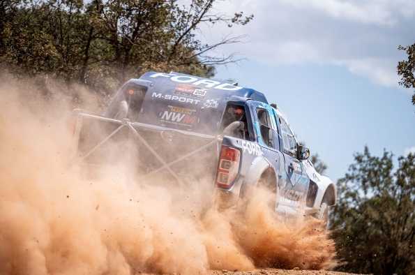 ford ranger rally raid, test positivo alla baja españa aragón. pick-up racing sviluppato da m-sport in vista della dakar 2024