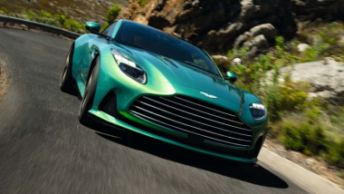 Dal 2024 tutte le Aston Martin saranno ibride plug-in