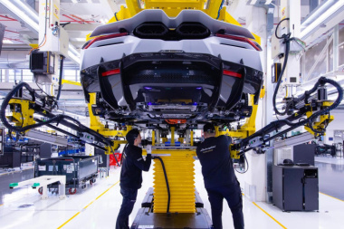 Lamborghini Revuelto: la nuova supercar è già sold out per oltre due anni [FOTO]