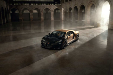 L’incredibile Bugatti tutta d’oro, l’effetto scenico è spettacolare: ne resterete estasiati
