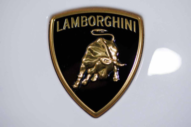Lamborghini, supercar da 560 CV nata per sfidare Aston Martin: quello che è successo è impensabile