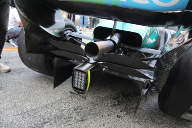 F1 | Aston Martin: l'ala di coda si rompe durante i pit stop