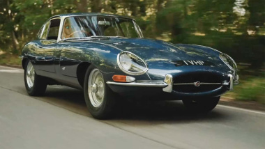 In vendita la prima e storica Jaguar E-Type prodotta