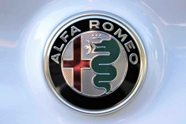 Alfa Romeo, la supercar sta arrivando I Ecco le prime immagini