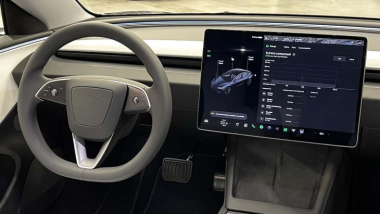 Il video da Monaco: gli interni della nuova Tesla Model 3