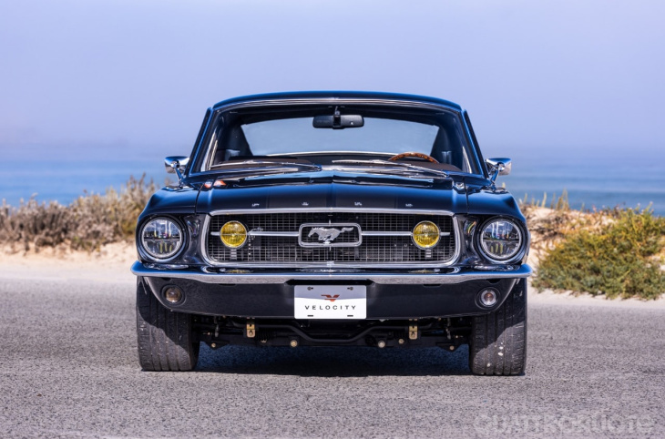 ford mustang, pebble beach, ford, ford mustang fastback 1968 velocity: motore, cavalli, interni, prezzo