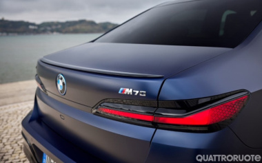 BMW i7 M70 xDrive: prova, motori, caratteristiche, test drive