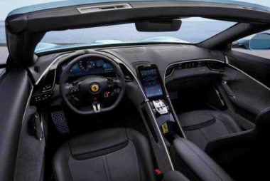 Ferrari da urlo, la nuova supercar ha un’eleganza senza tempo: e quanti cavalli…