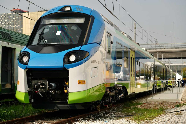 Coradia Stream, debutta il primo treno a idrogeno d’Italia