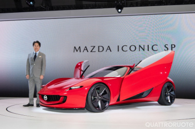 Mazda Iconic SP – Elettrica e col Wankel a idrogeno: è l’erede della RX-8?