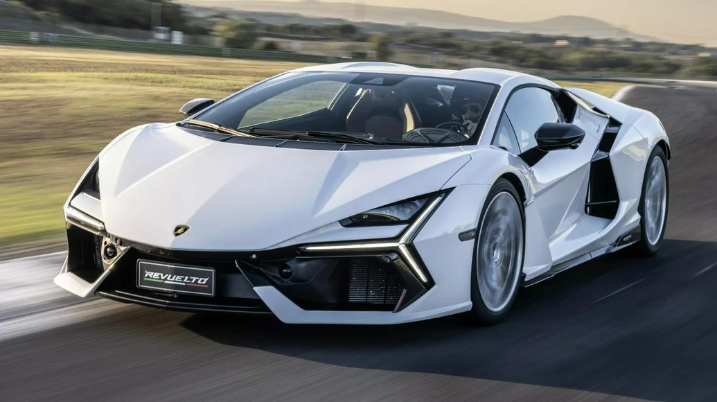 Lamborghini sospende lo sviluppo della sua supercar elettrica in attesa degli e-fuel