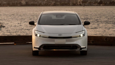 Toyota Prius e Crown 2024, novità in vista per i nuovi modelli elettrici