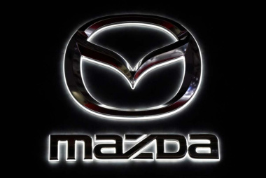La Mazda che si ispira alla Ferrari: il web si divide