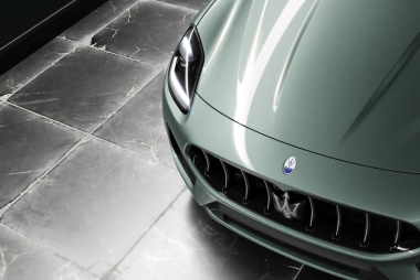 Maserati vende la fabbrica a Grugliasco con un annuncio immobiliare online