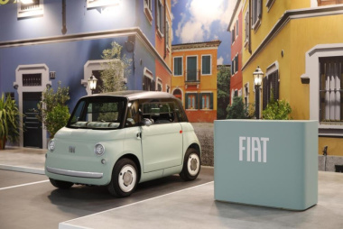Fiat Topolino sul set di Eicma 2023: il diorama di Milano in scala 1:1