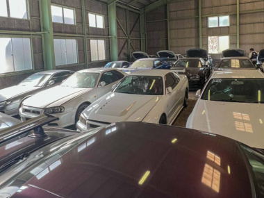Nissan Skyline: trovato un hangar in Giappone con 60 modelli, oltre 10 milioni di valore