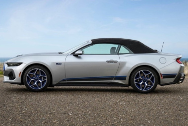 Ford Mustang GT California Special Convertible 2024: caratteristiche e prezzo per il mito della strada