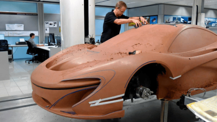 amazon, come mai si utilizzano modelli di argilla nello sviluppo di una nuova auto?