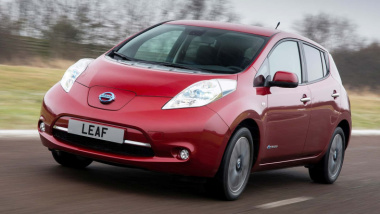 In Scozia si usano i batteri per riciclare le batterie delle Nissan leaf
