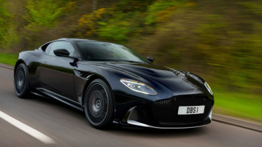 Aston Martin: il V12 sopravvive nella futura DBS
