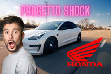 Trasformano una vecchia Honda in una Tesla: resterete tutti sbalorditi