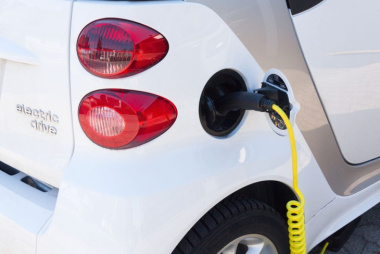 La prima auto elettrica low cost sarà di Volkswagen e Renault?