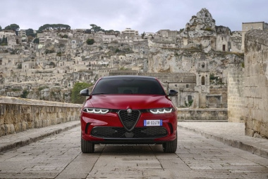 Alfa Romeo Tonale Tributo Italiano: il nuovo spot è un inno al Made in Italy