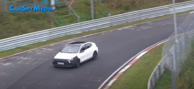 Hyundai i30 N Facelift: il prototipo avvistato al Nürburgring [VIDEO SPIA]