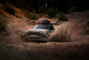 Audi Q8 e-tron edition Dakar, versione speciale ispirata ai rally raid