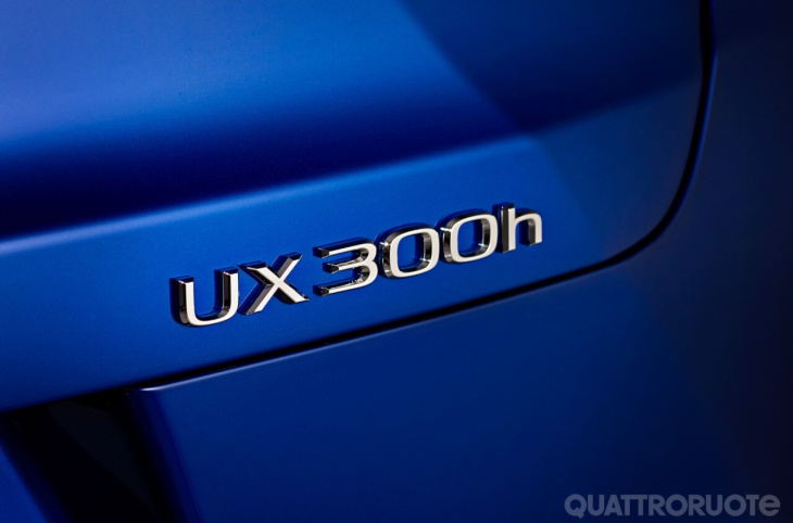 lexus, lexus ux, lexus ux 300h e 300e: motore, cavalli, autonomia, interni, allestimenti