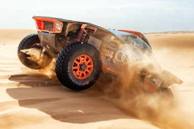 Audi, la RS Q e-tron trionfa alla Dakar con Sainz
