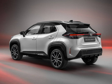Toyota Yaris Cross 2024: svelati prezzi e allestimenti