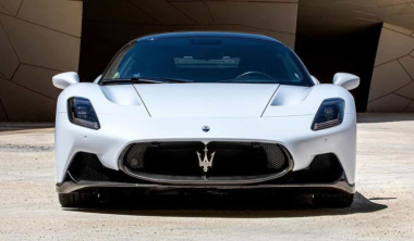 Maserati annuncia la generazione di auto elettriche: MC20 EV nel 2025 e Quattroporte EV nel 2028