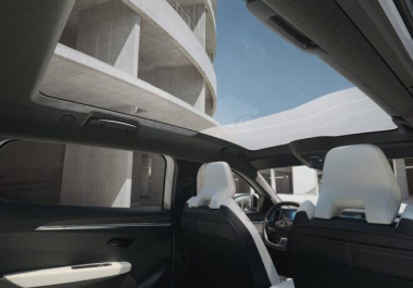 Renault Scenic E-Tech Electric: l’innovazione del tetto panoramico Solarbay