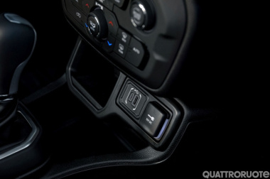 Jeep Renegade – Aperti gli ordini per il Model Year 2024: in pensione il diesel
