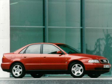Audi A4, la berlina da rivoluzione copernicana compie 30 anni