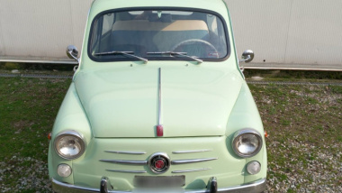 Che meraviglia la Fiat 600: le foto di un magnifico esemplare